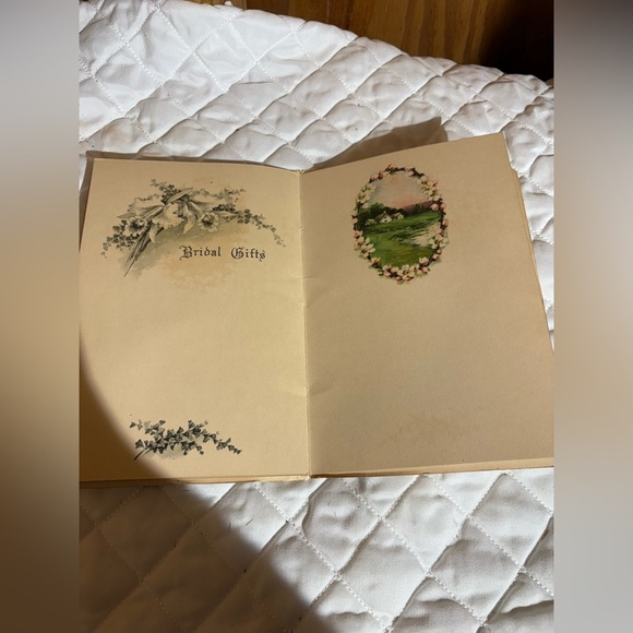 Vintage wedding day book - Picture 4 of 7